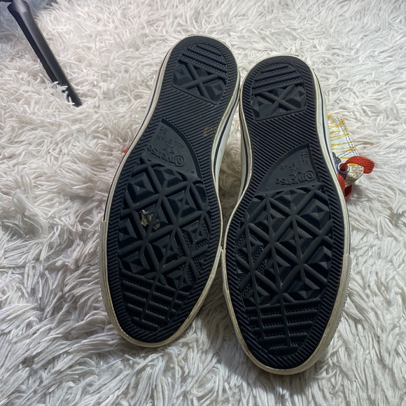 Superman Converse sneakers - Picture 5 of 8